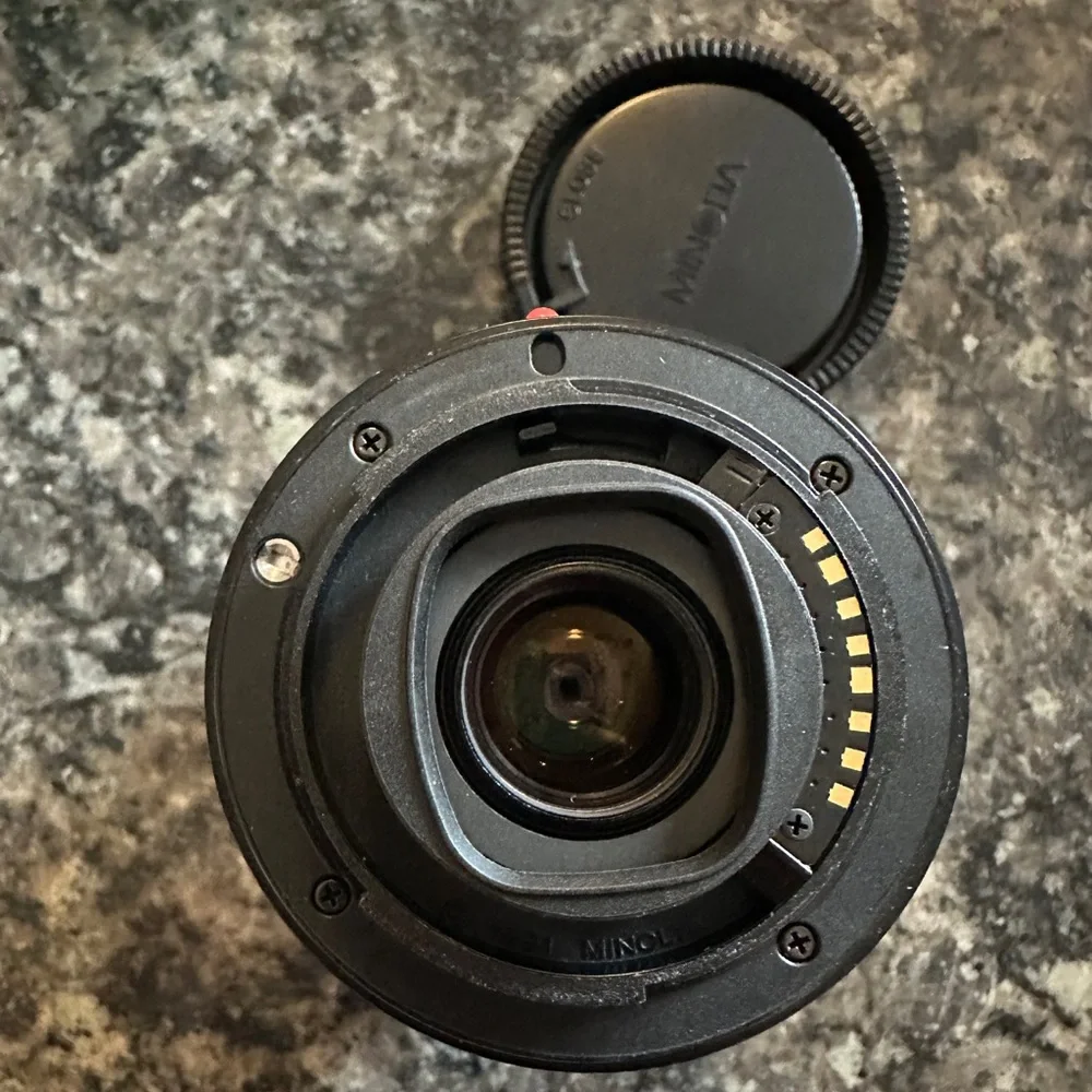 Minolta Maxxum AF Zoom Xi 80-200mm f/4.5-5.6 telephoto zoom lens ** See Discrip
